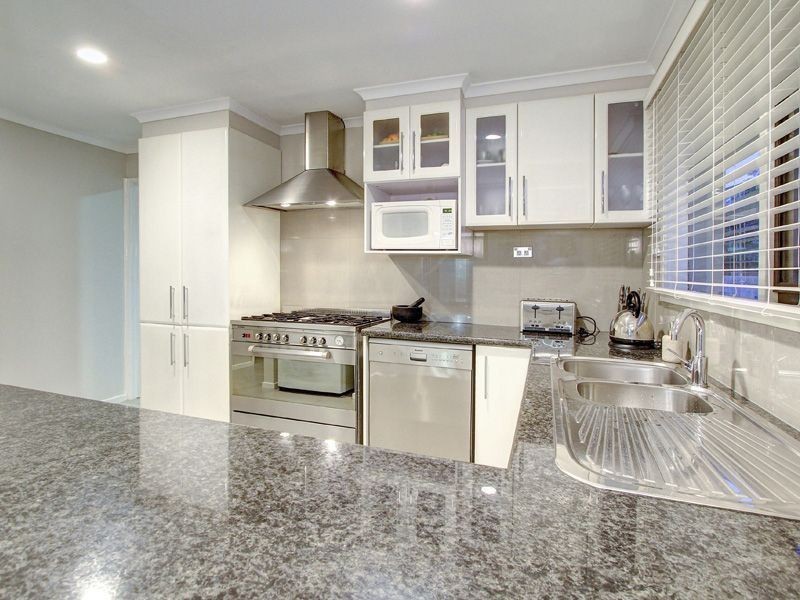 10 Morlyn Drive, Mount Martha VIC 3934