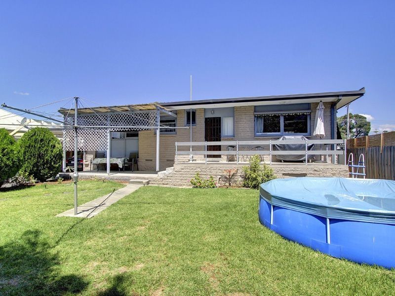 15 Knott Street, Safety Beach VIC 3936