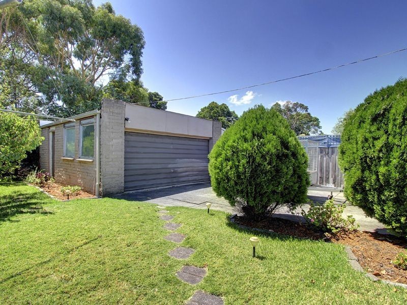 15 Knott Street, Safety Beach VIC 3936
