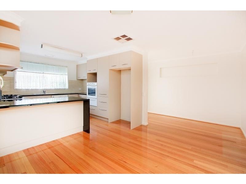 18 Benambra Street, Mornington VIC 3931