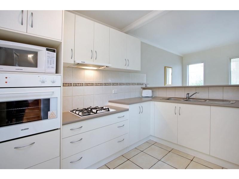 2/867 Nepean Highway, Mornington VIC 3931