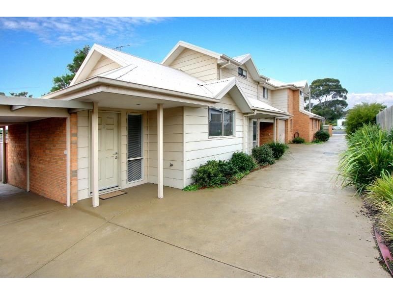 2/867 Nepean Highway, Mornington VIC 3931