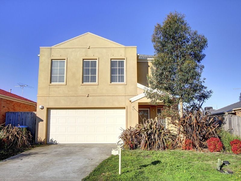 8 Meadow Crest Circuit, Mount Martha VIC 3934