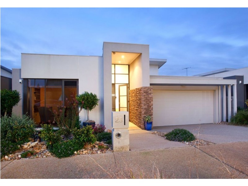 23 Mills Beach Close, Mornington VIC 3931