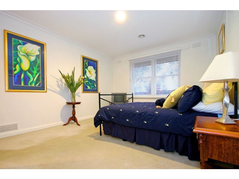 2/18 Albert Street, Mornington VIC 3931