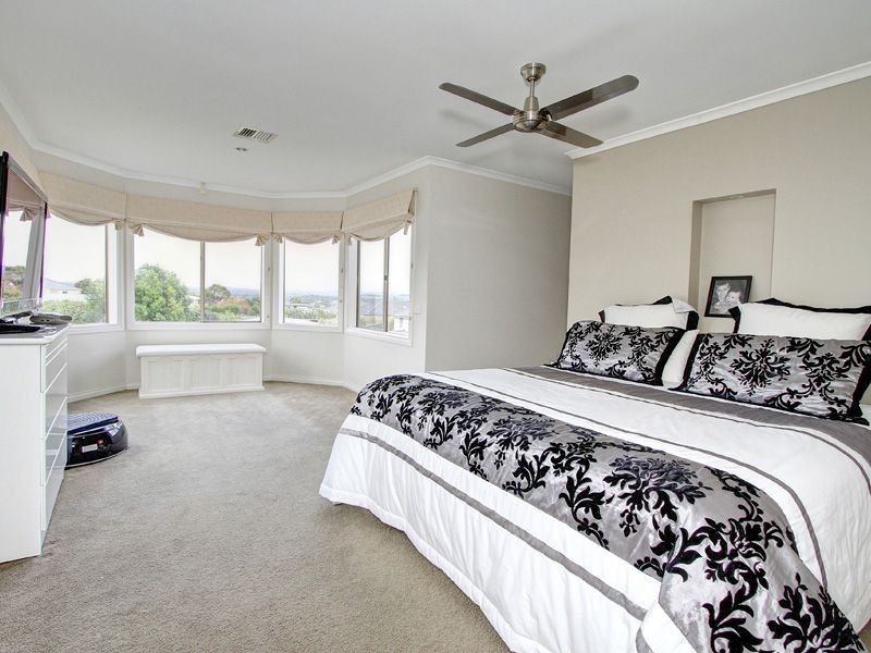 22 Serenity Way, Mornington VIC 3931