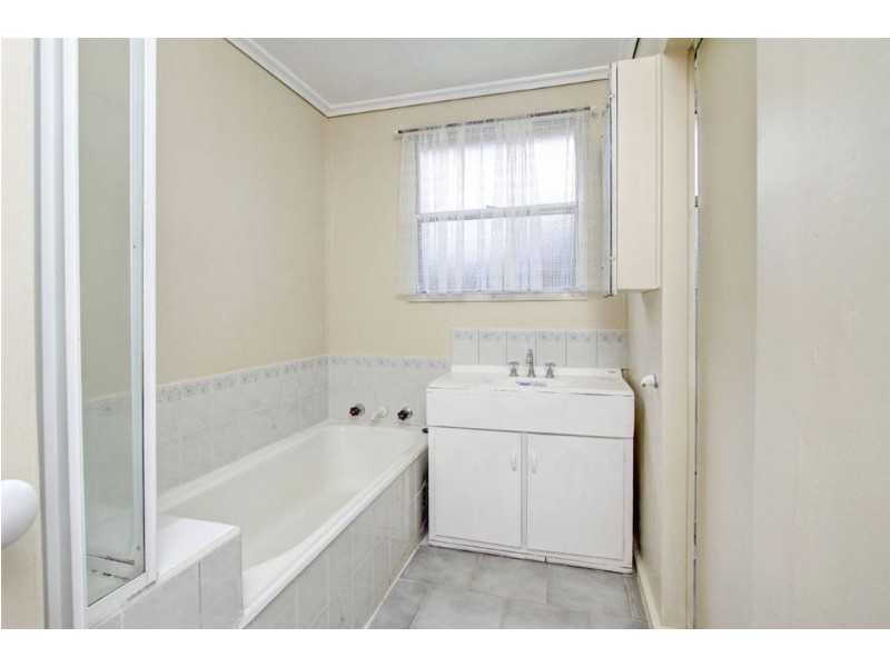 60 Robertson Drive, Mornington VIC 3931