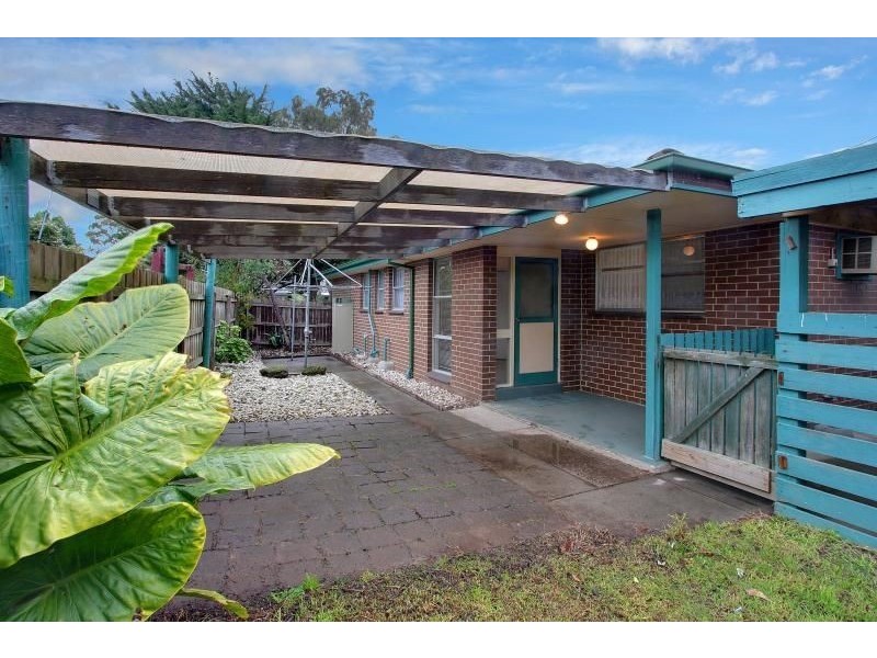 102 Robertson Drive, Mornington VIC 3931