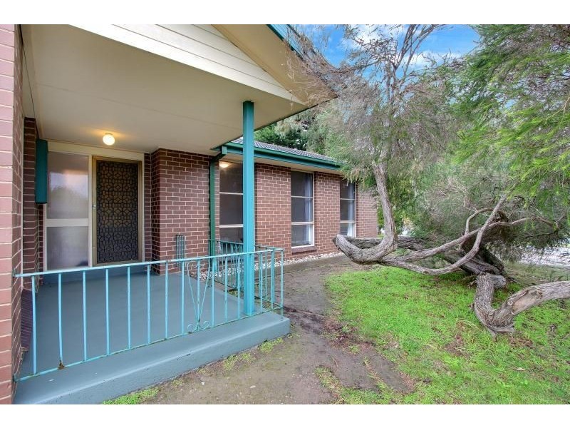 102 Robertson Drive, Mornington VIC 3931