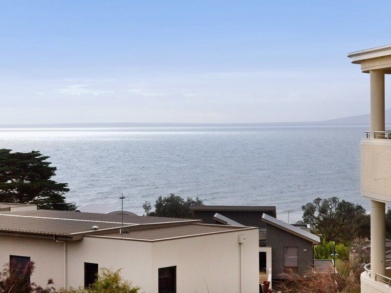 12/5 Tanti Avenue, Mornington VIC 3931