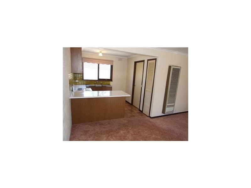 8/4 Oakland Street, Mornington VIC 3931