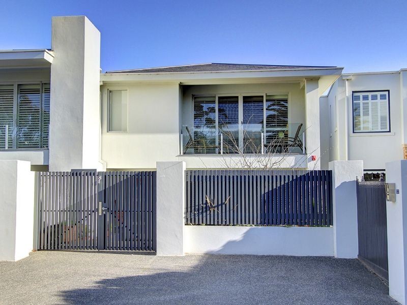 8/14 Tanti Avenue, Mornington VIC 3931