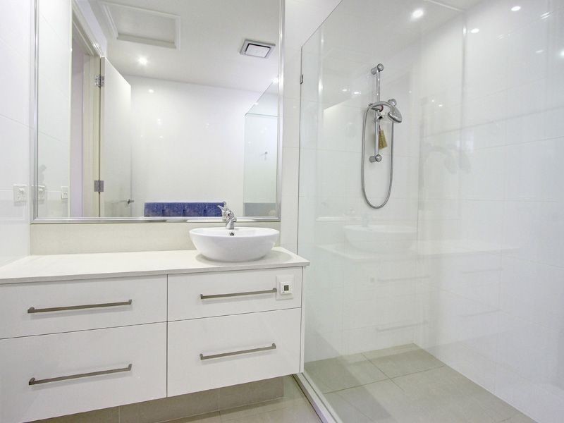 8/14 Tanti Avenue, Mornington VIC 3931