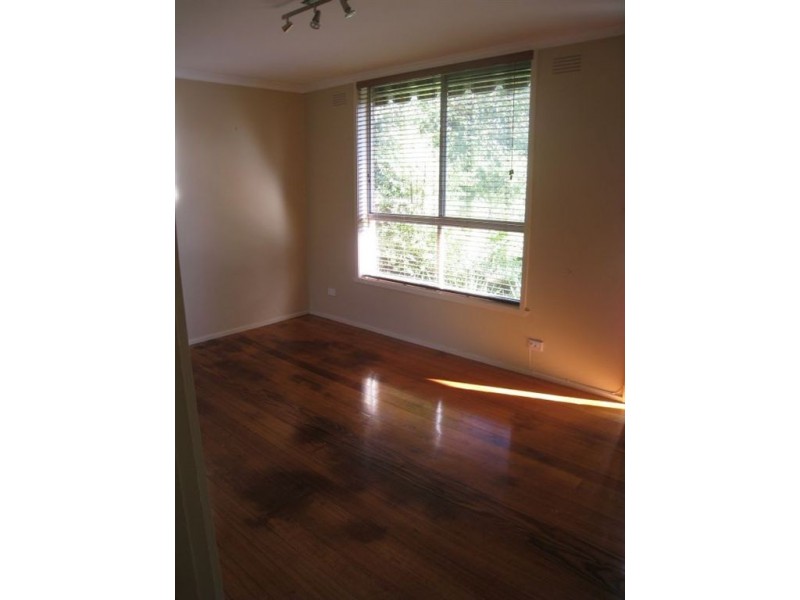 2/13 Seaview Avenue, Mornington VIC 3931