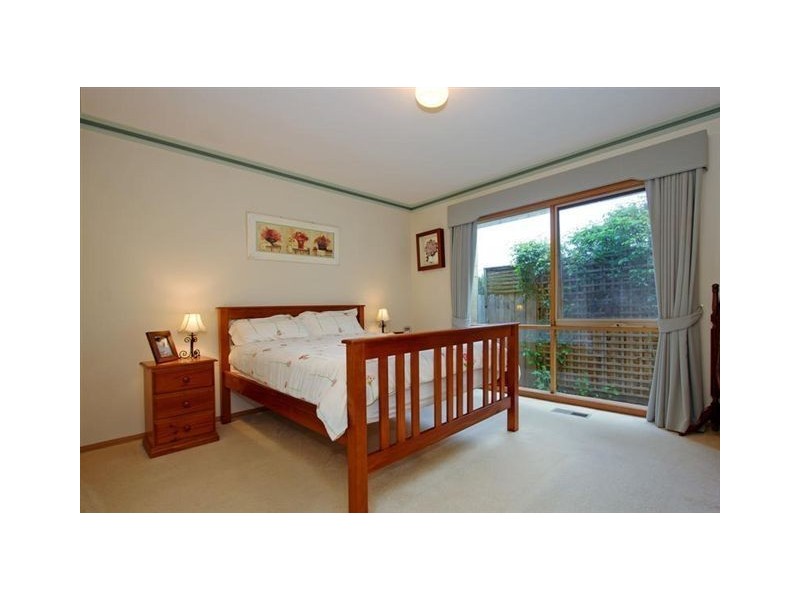 6 Raysun Court, Mornington VIC 3931