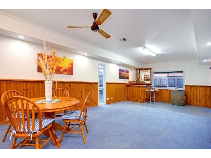 18 Vale Street, Mornington VIC 3931