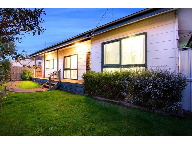 18 Vale Street, Mornington VIC 3931