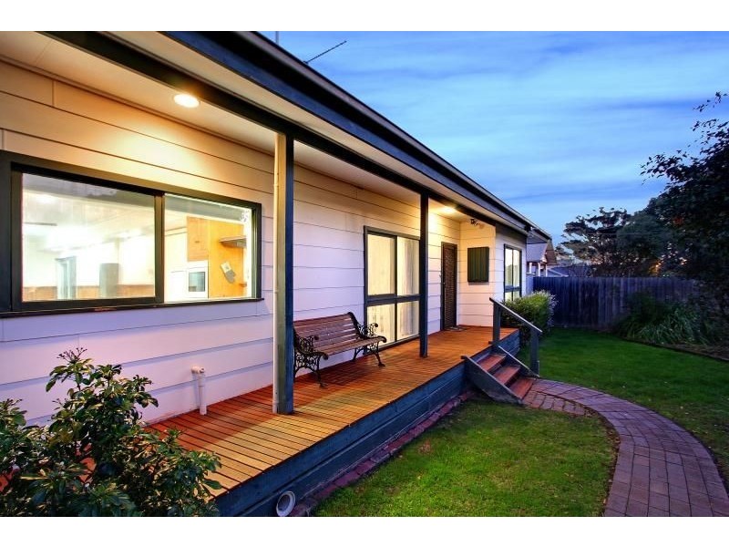 18 Vale Street, Mornington VIC 3931