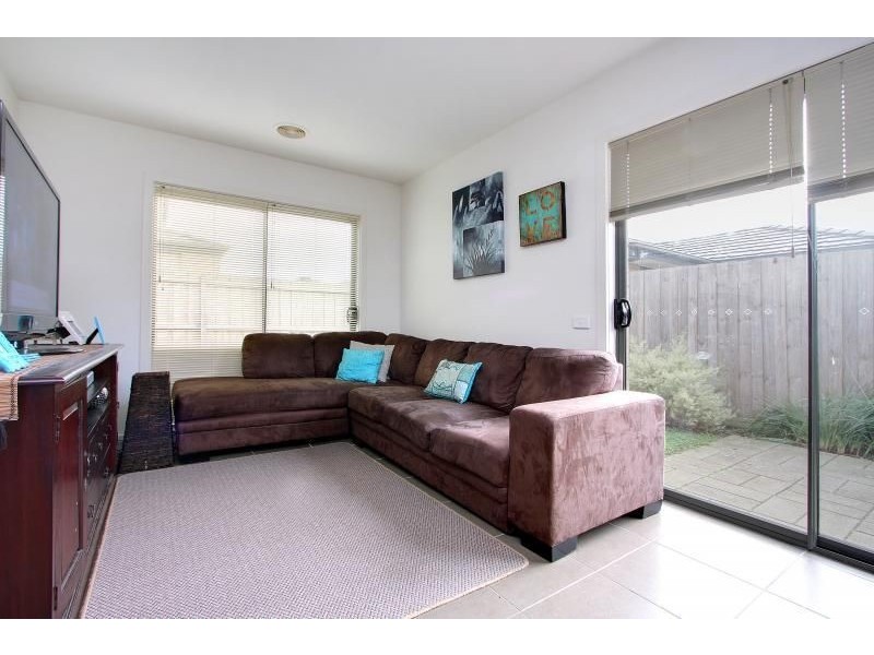10/110 Bungower Road, Mornington VIC 3931