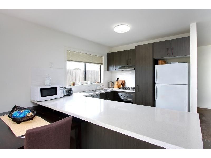 10/110 Bungower Road, Mornington VIC 3931