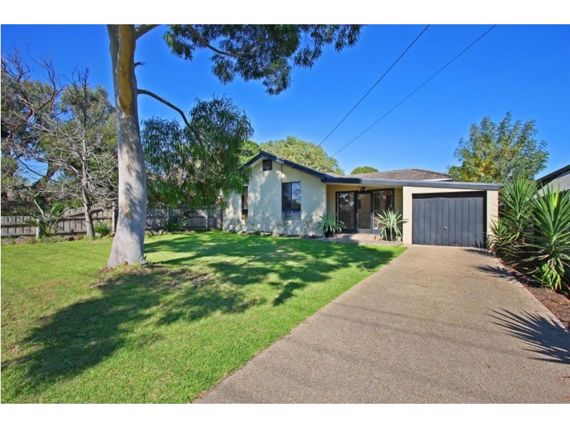 13 Swansea Grove, Mornington VIC 3931