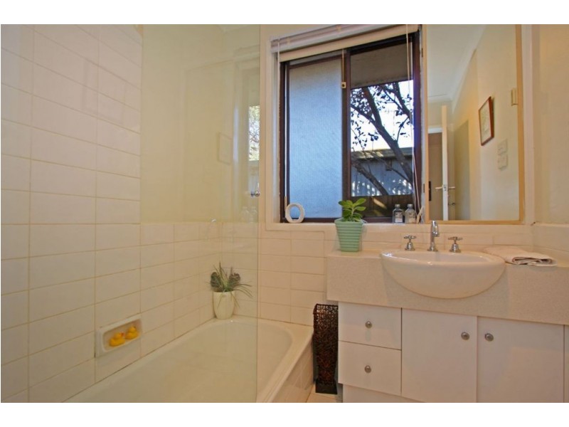 13 Swansea Grove, Mornington VIC 3931