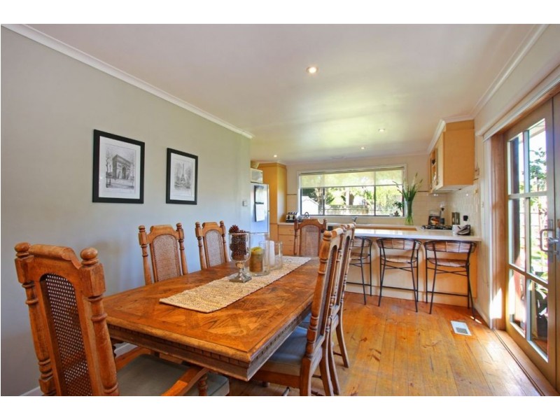 13 Swansea Grove, Mornington VIC 3931