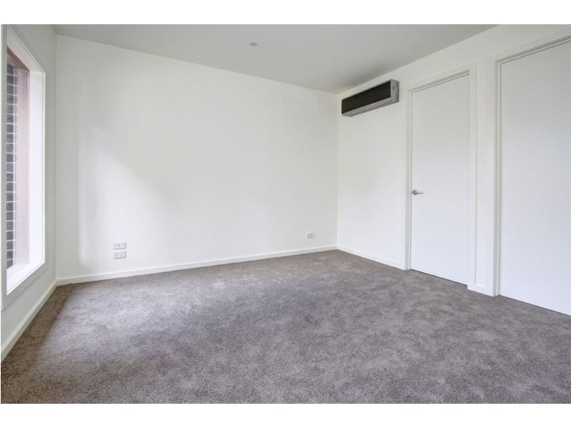 1/20 Wellington Street, Mornington VIC 3931