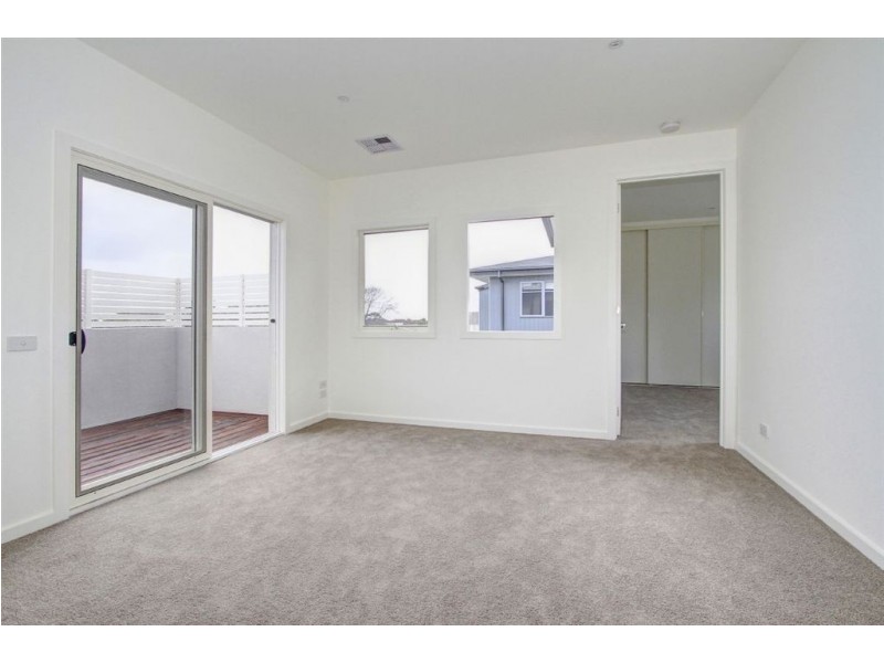 1/20 Wellington Street, Mornington VIC 3931