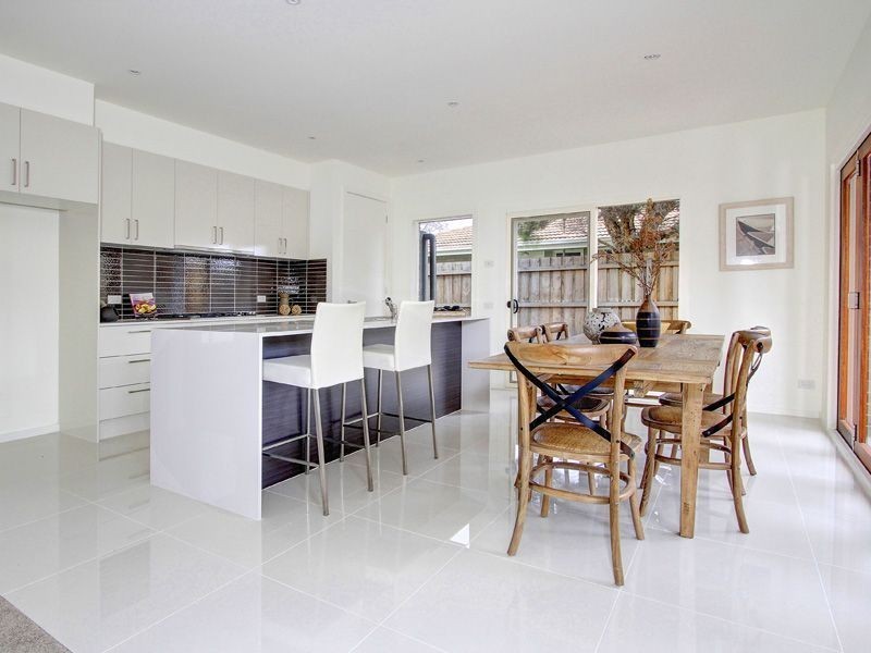 2/20 Wellington Street, Mornington VIC 3931