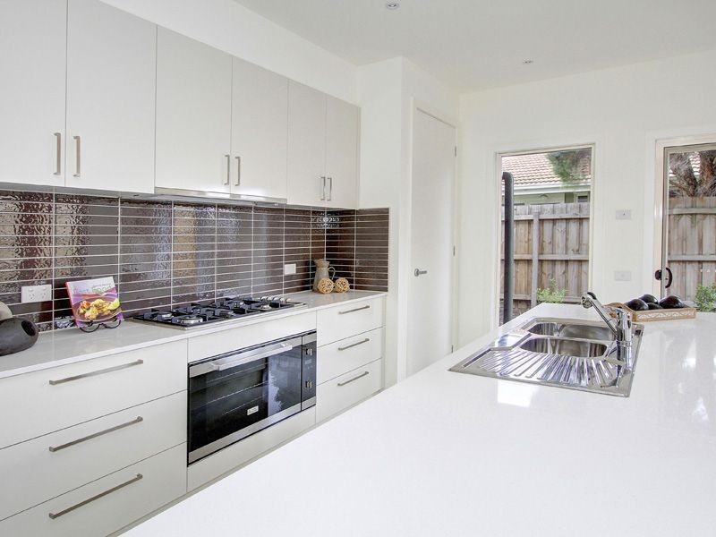 2/20 Wellington Street, Mornington VIC 3931