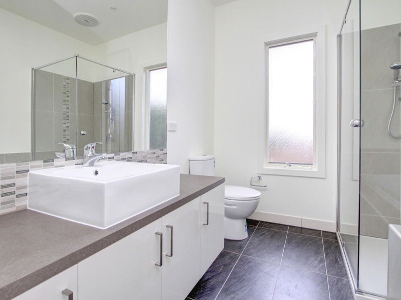 2/20 Wellington Street, Mornington VIC 3931