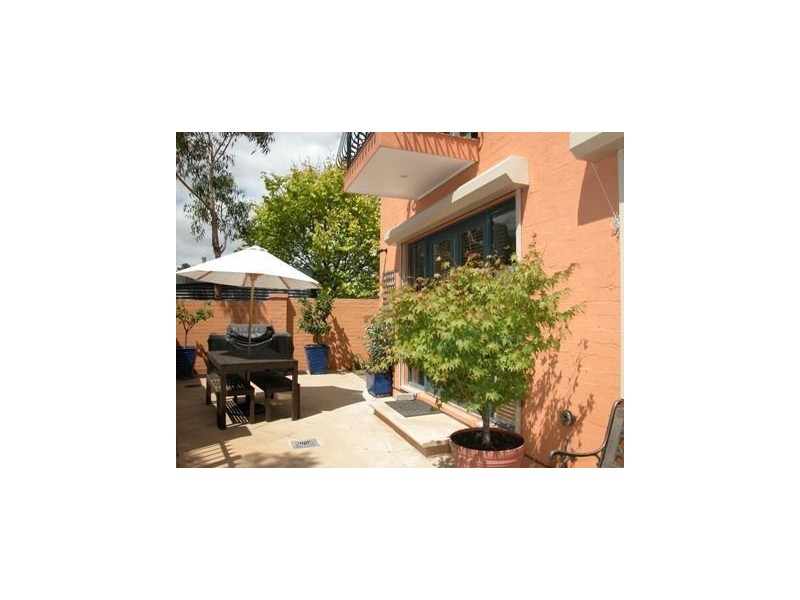 3/107 Tanti Ave, Mornington VIC 3931