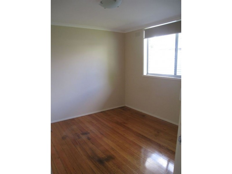 2/13 Seaview Avenue, Mornington VIC 3931