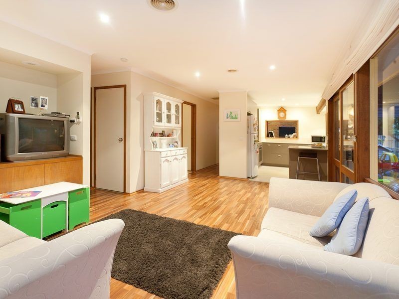 63 Autumn Crescent, Mount Eliza VIC 3930