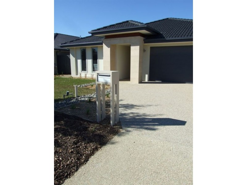 146 Clipper Quay, Safety Beach VIC 3936