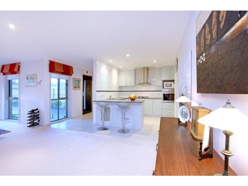 2/2 Kent Street, Mornington VIC 3931