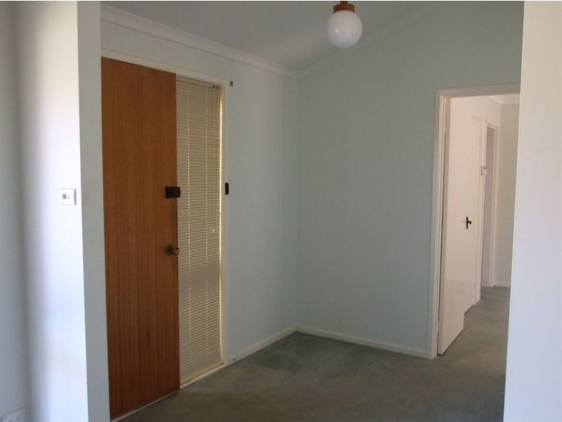 2/21 Van Ness Avenue, Mornington VIC 3931