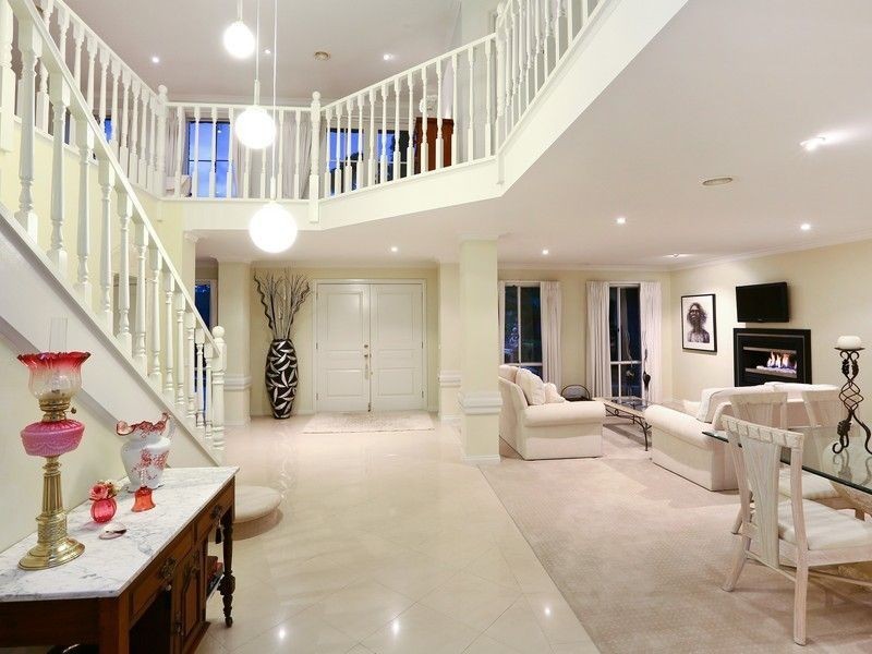 10 Barnett Way, Mount Martha VIC 3934