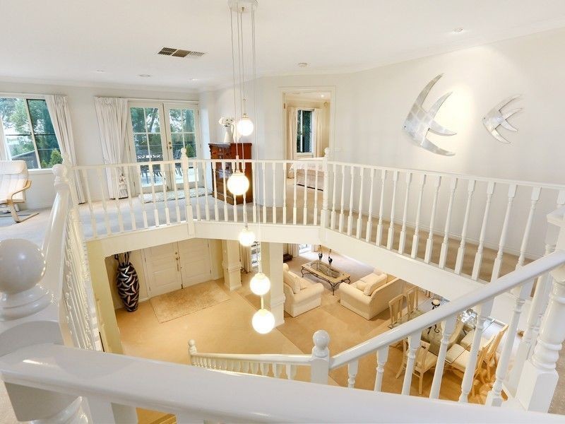 10 Barnett Way, Mount Martha VIC 3934