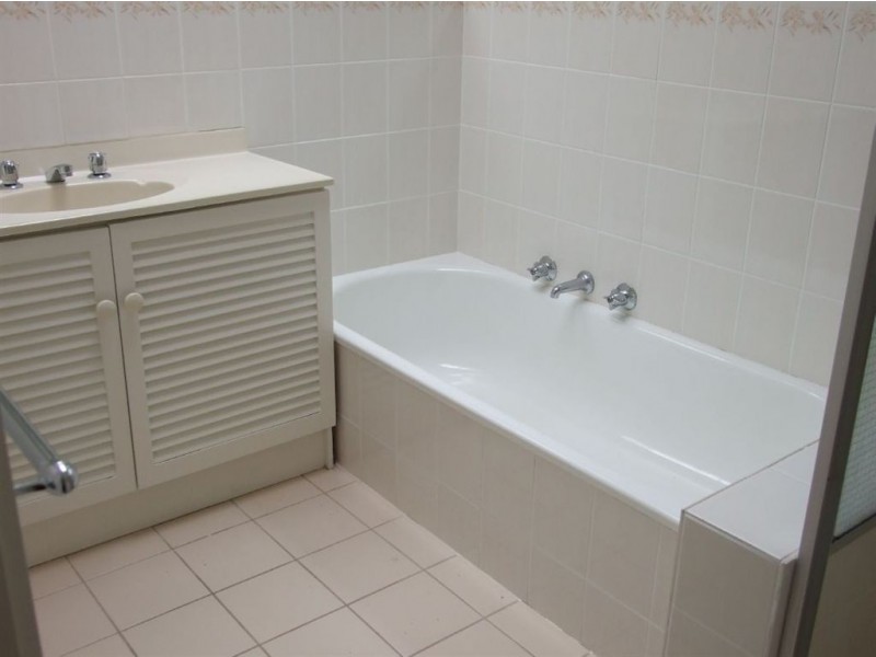 4 Dahlia Street, Dromana VIC 3936