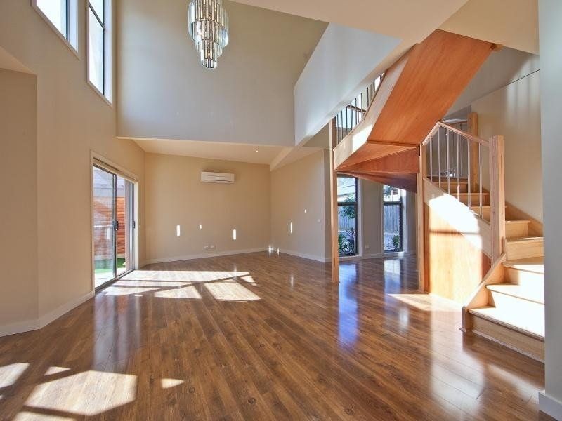 1/22 Spray Street, Mornington VIC 3931