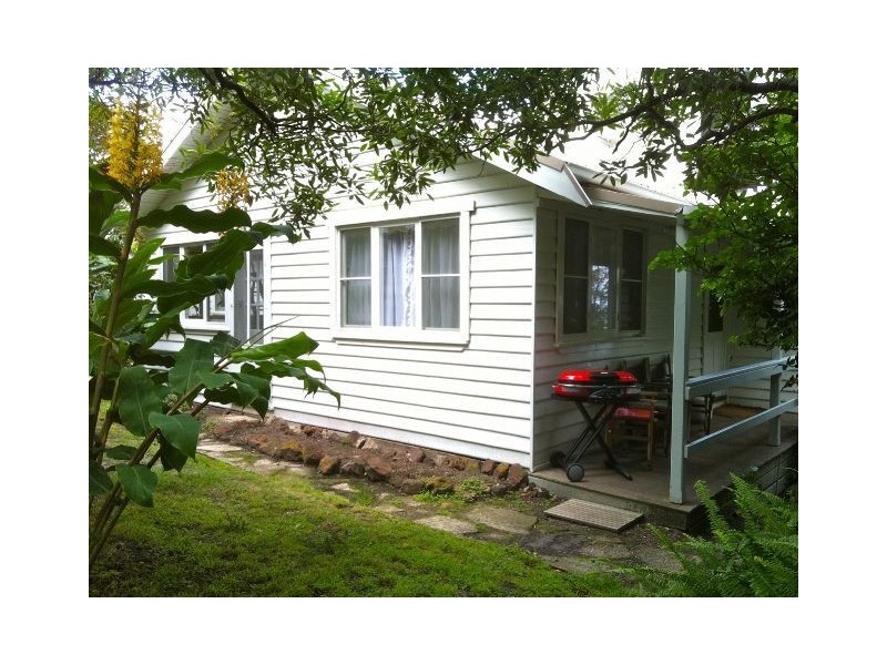 15 Craigrossie Road, Mornington VIC 3931