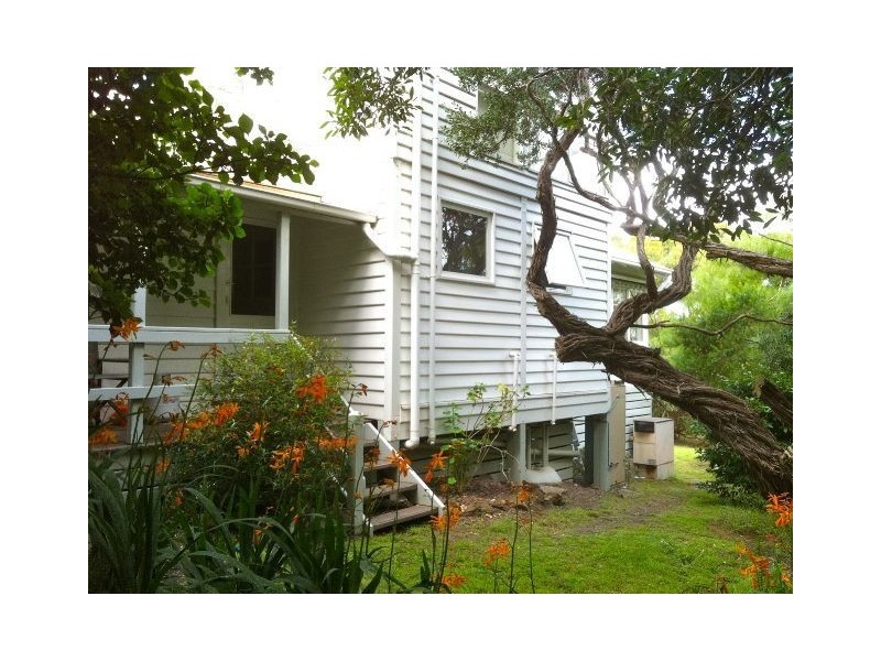 15 Craigrossie Road, Mornington VIC 3931