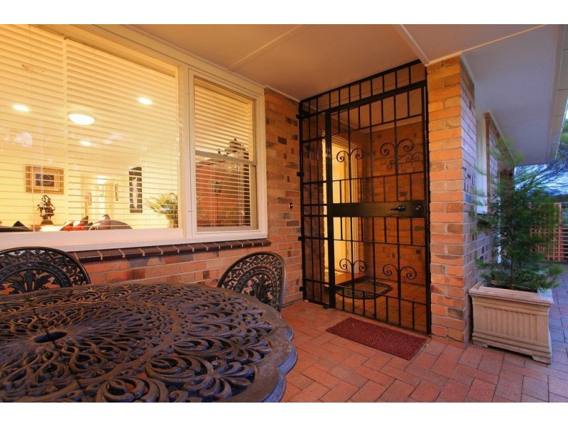 2/18 Albert Street, Mornington VIC 3931