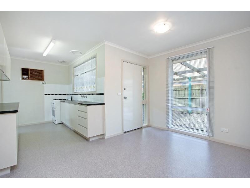 102 Robertson Drive, Mornington VIC 3931