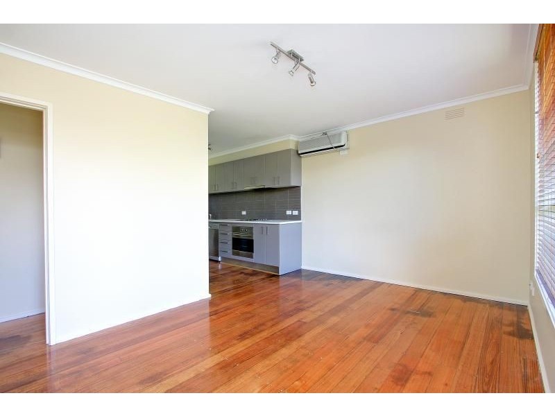 1/13 Seaview Avenue, Mornington VIC 3931