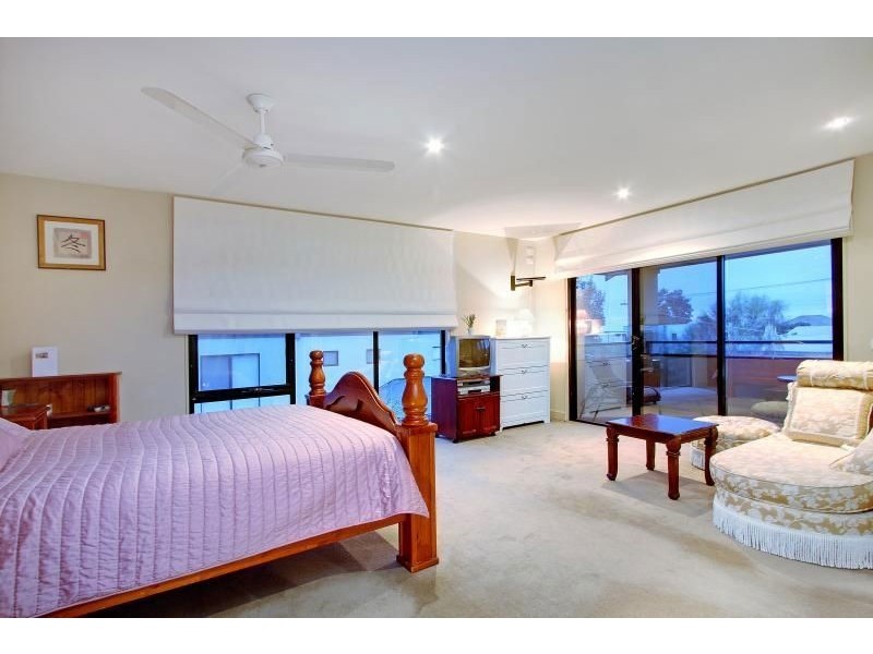 9 Alfred Street, Mornington VIC 3931