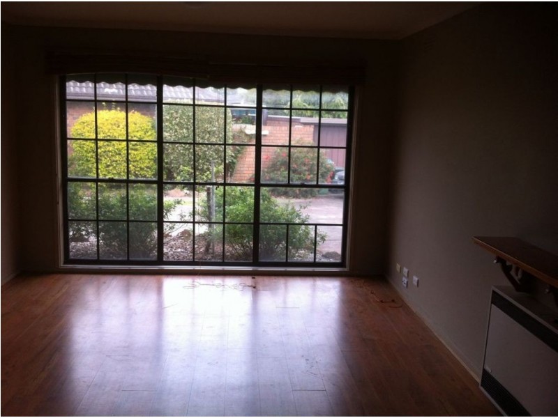 2/4 Napier Street, Mornington VIC 3931