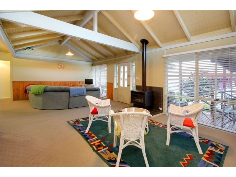 12B Beatty Parade, Mornington VIC 3931